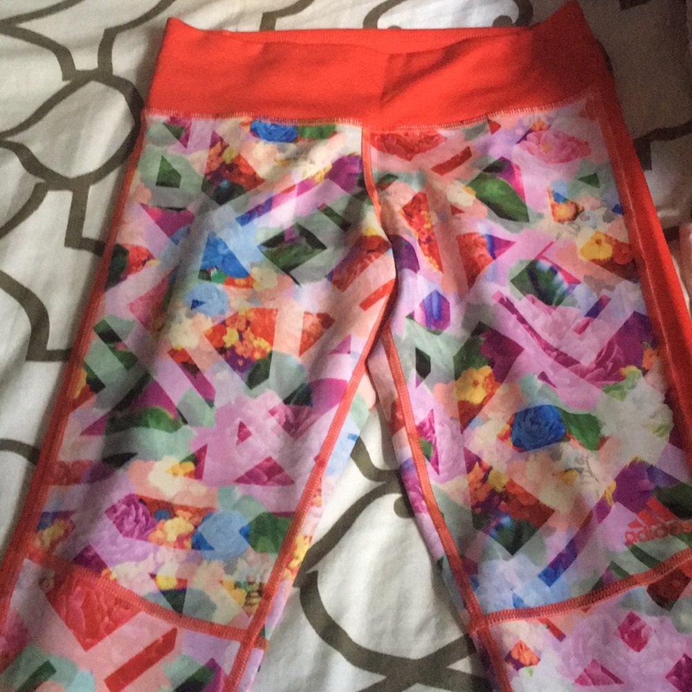 Adidas outfit leggings and matching top